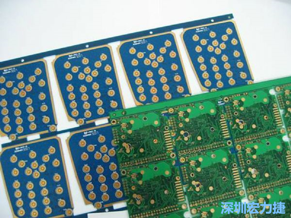PBC與HDI等硬質(zhì)載板因應(yīng)不同構(gòu)型的結(jié)構(gòu)組裝需求，能做的彈性設(shè)計有限，必須搭配FPC軟板進行整合設(shè)計。