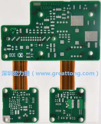 FPCB可作為多片功能載板的連接軟式板材。