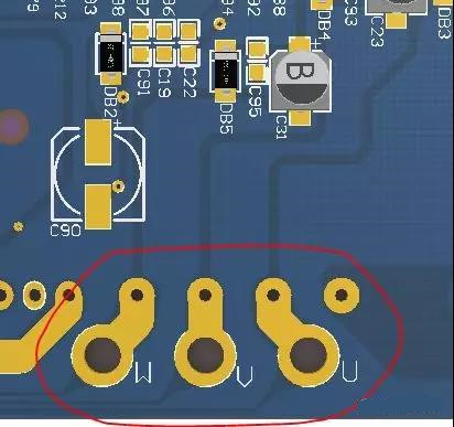 PCB設(shè)計不僅可以將PCB實現(xiàn)為即插即用的插件，而且可以增加焊料的厚度以達到過大電流的目的。
